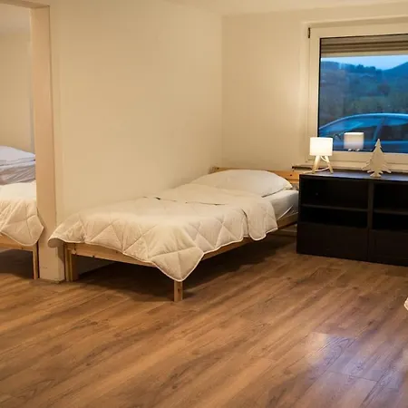 Zum Windfeld Appartement *